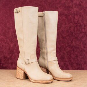 Korks Wmn Karelyn Distress Cream Wide Calf Faux Leather Block Knee Boots 11